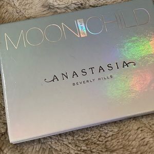 Anastasia Moon Child Glow Kit